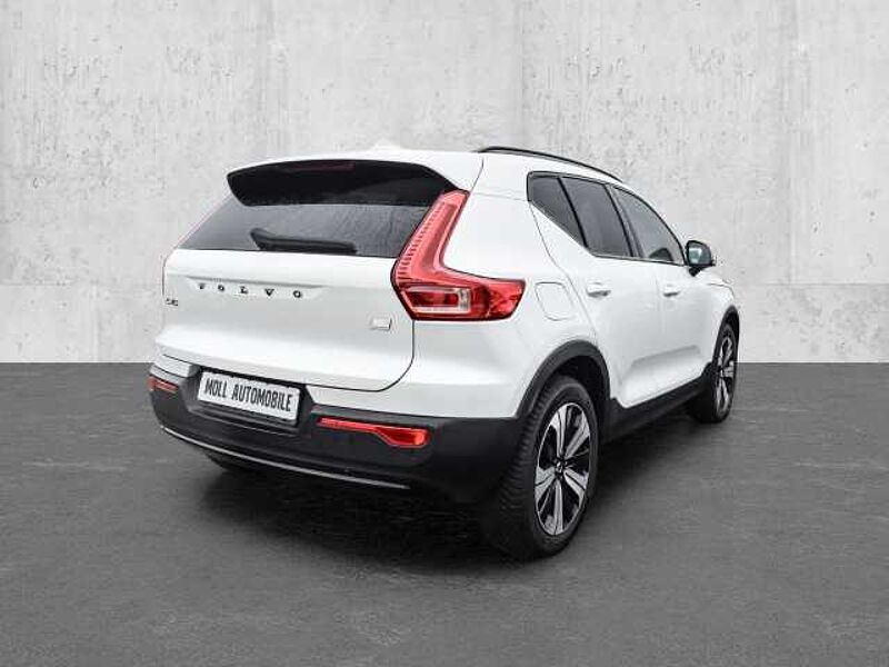 Volvo XC40 Plus Dark Recharge Plug-In Hybrid 2WD T4 Twin Engine EU6d StandHZG Navi Leder