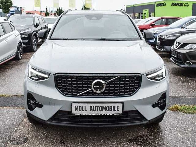 Volvo XC40 Ultimate Dark Recharge Plug-In Hybrid 2WD T5 Twin Engine EU6d StandHZG Navi digi