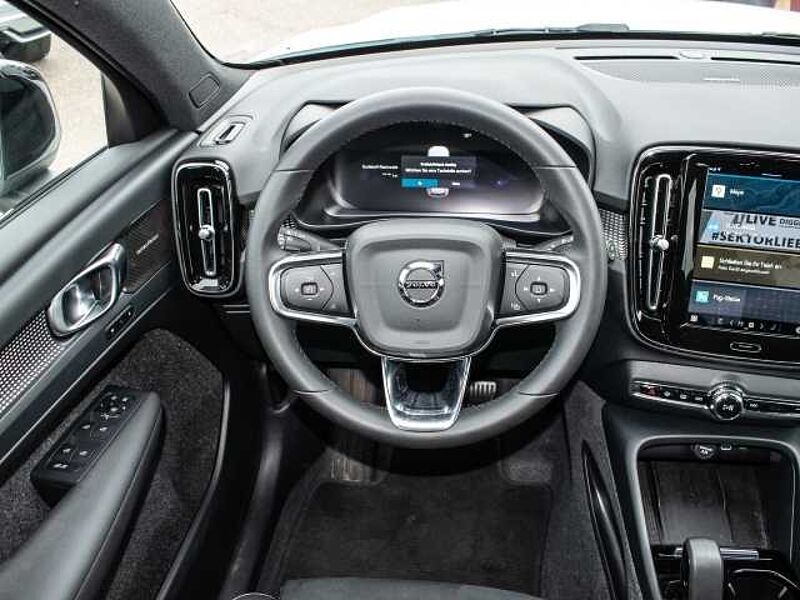 Volvo XC40 Plus Dark 2WD B4 EU6d digitales Cockpit Memory Sitze Soundsystem HarmanKardon 36