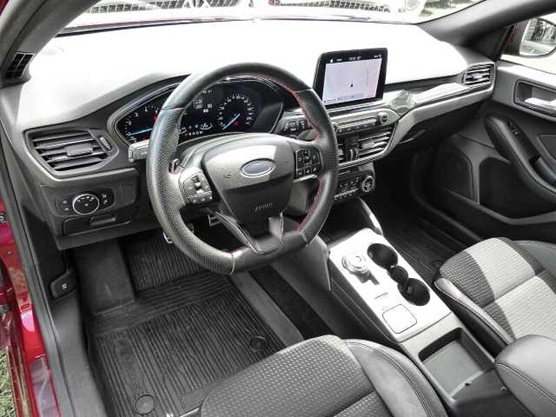 Ford Focus Turnier ST-Line EcoBoost Navi LED Apple CarPlay Android Auto Mehrzonenklima