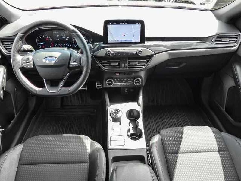 Ford Focus Turnier ST-Line EcoBoost Navi LED Apple CarPlay Android Auto Mehrzonenklima