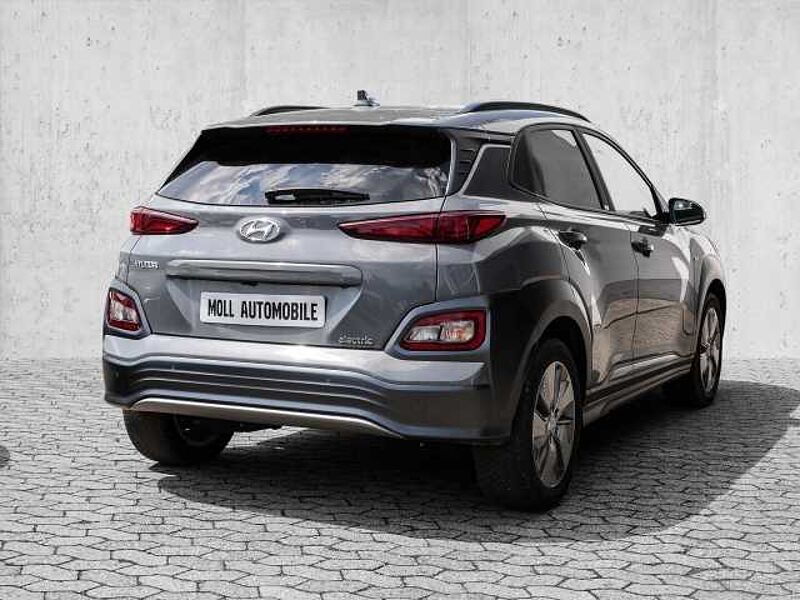 Hyundai KONA Advantage Elektro 2WD Navi Soundsystem ACC Klimaautom DAB SHZ LenkradHZG Spurhal