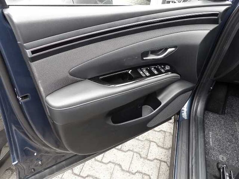 Hyundai TUCSON Basis Plug-In Hybrid 4WD 1.6 T-GDI -EU6d Allrad Navi digitales Cockpit LED Schei