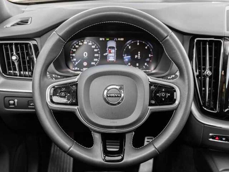 Volvo XC60 R Design AWD B5 Diesel EU6d Allrad StandHZG Navi digitales Cockpit Memory Sitze