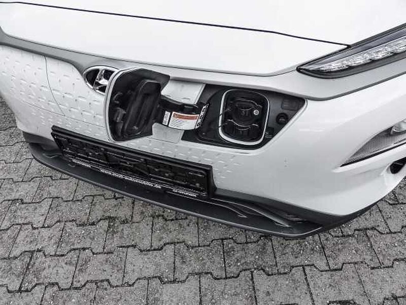 Hyundai KONA Style Elektro 2WD Navi Soundsystem LED Scheinwerferreg. Apple CarPlay Android Au