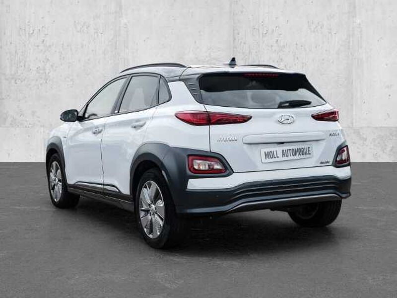 Hyundai KONA Style Elektro 2WD HUD Navi Soundsystem LED Scheinwerferreg. ACC Apple CarPlay