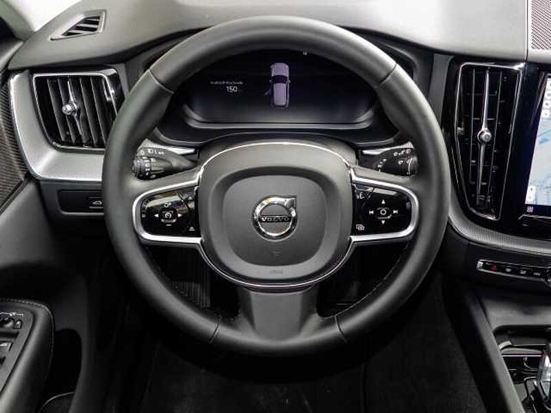 Volvo XC60 Plus Dark 2WD B4 Benzin EU6d StandHZG digitales Cockpit Memory Sitze Soundsystem